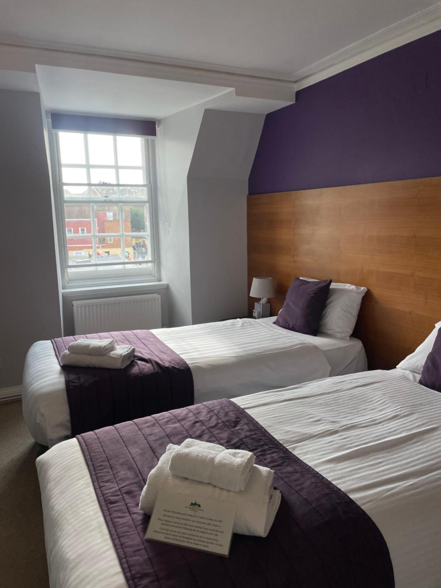 Cathedral Hotel 4*